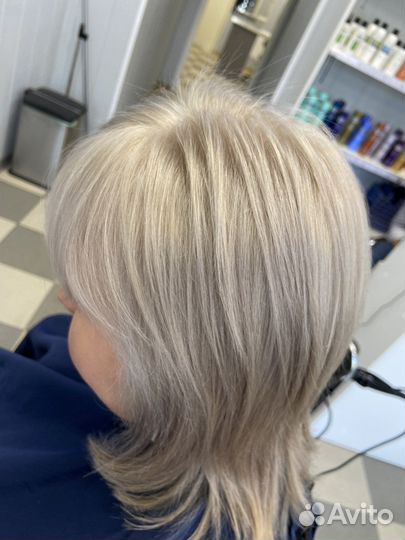 Стрижка и окрашивание волос/парикмахер
