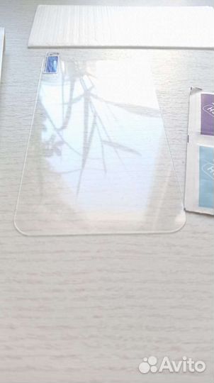 Стекло универс. 5,7