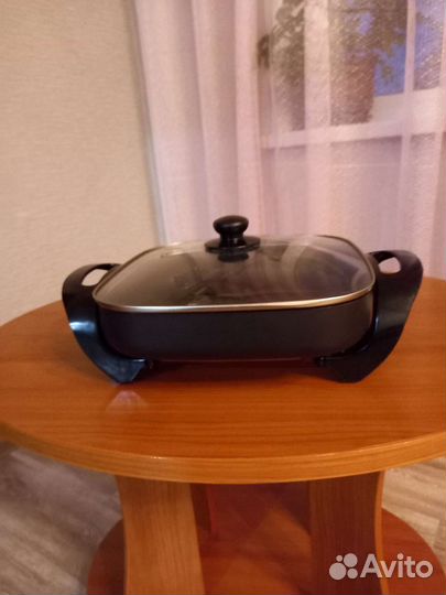 Электрическая большая сковорода