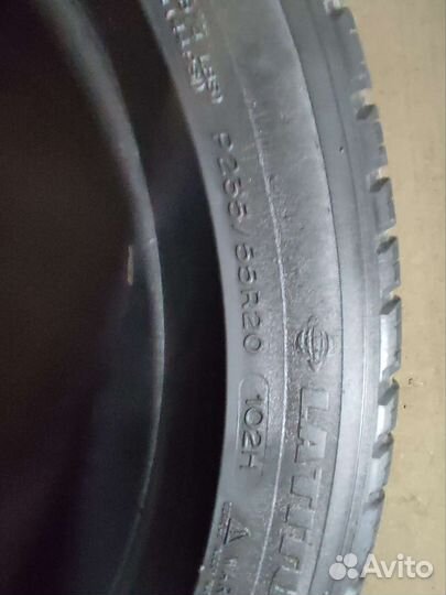 Michelin Latitude Tour HP 235/55 R20