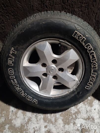 Blacklion BA80 Voracio A/T 245/75 R16 107