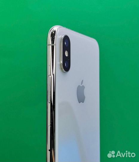 iPhone Xs, 64 ГБ