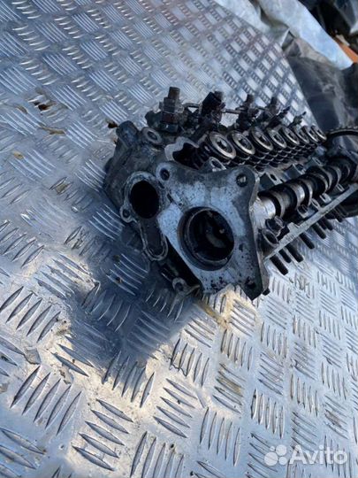 Головка блока цилиндров MitsubishiGalant 81999