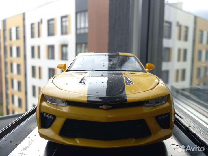 Chevrolet camaro ss 2016 1/18 Maisto