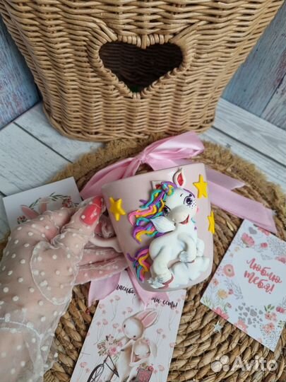 Кружка с декором из полимерной глины