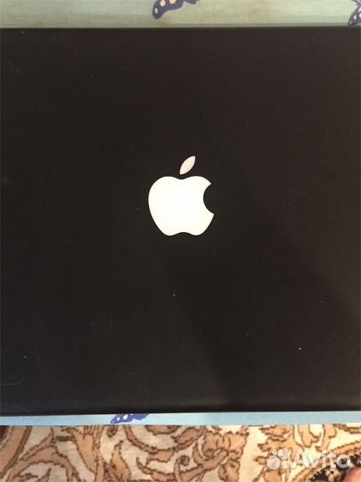 Ноутбук apple MacBook