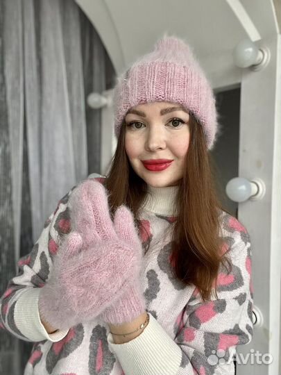 Комплект варежки и шапка вязаные новые