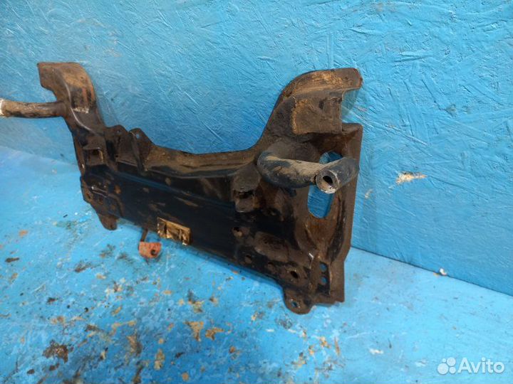 Подрамник Ford Fusion