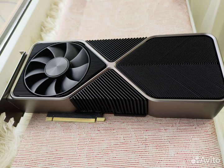 Nvidia GeForce RTX 3090 Founders Edition 24G