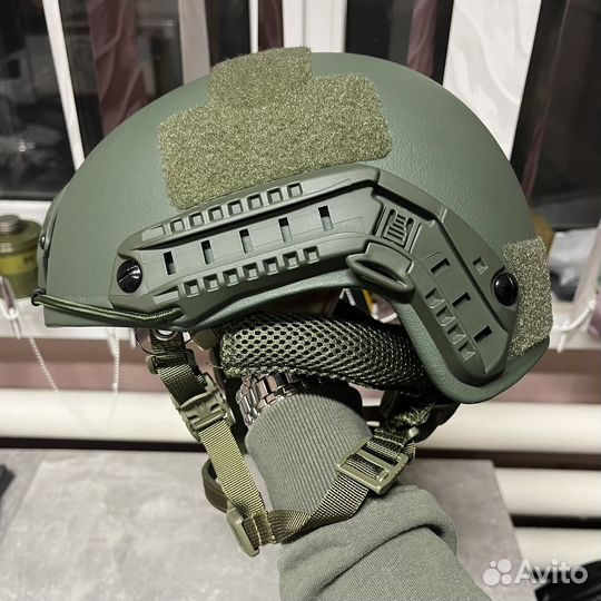 Шлем безухий