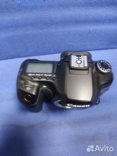 Зеркальный фотоаппарат Canon ds126171