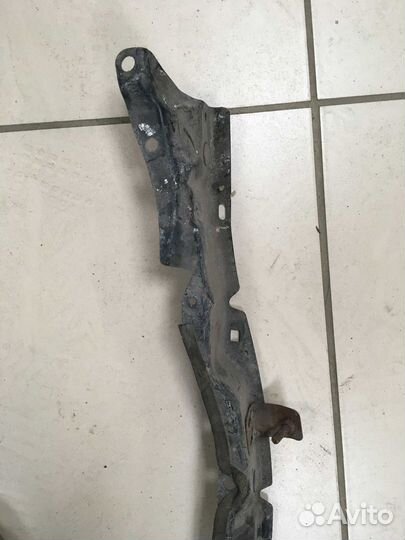 Жабо, водосток Mazda 3 BK Мазда 3 бк