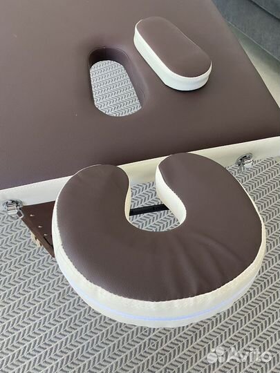 Массажный стол