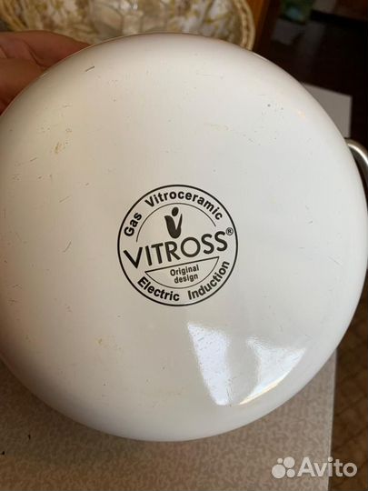 Кастрюля эмалированная 3 Л