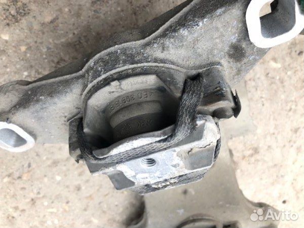 Кронштейн кпп Audi A8 D3 2007