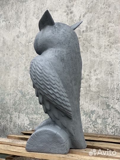 Скульптуры совы, левая и правая