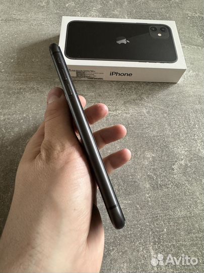 iPhone 11, 64 ГБ