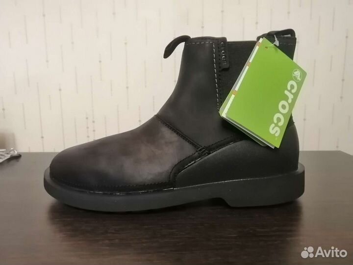 Crocs sales breck boot