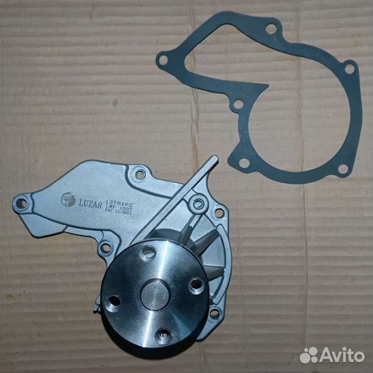 Насос водяной помпа LWP1097