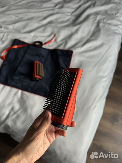 Набор расчесок dyson (щетка для фильтра подарок)