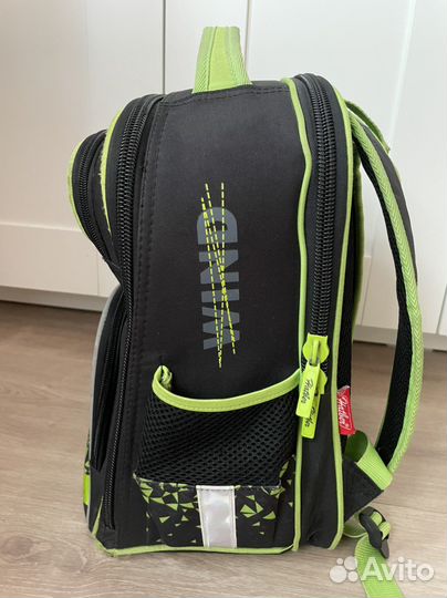 Рюкзак школьный