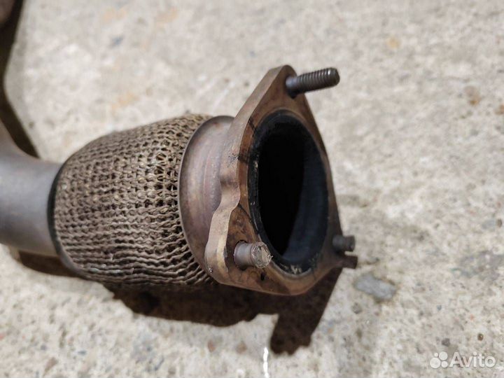 Труба приемная глушителя Audi A4 B8/8K 2008