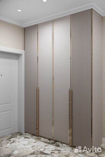 Шкафы и пеналы в коридор под заказ