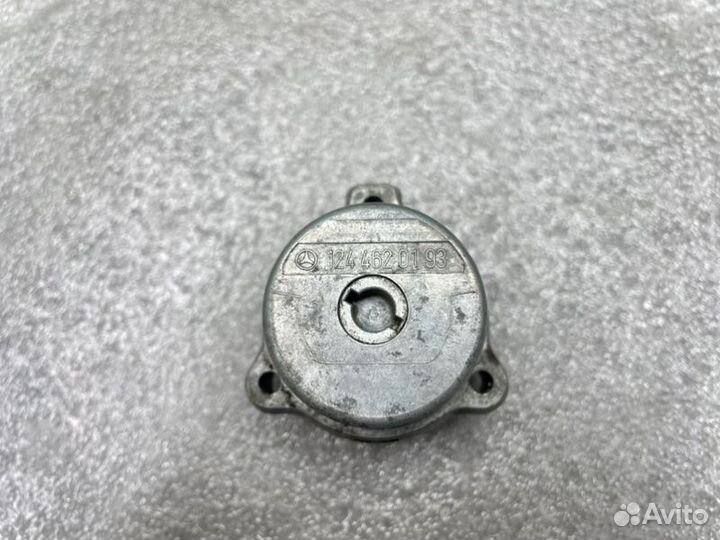 Контактная группа замка зажигания Mercedes-Benz