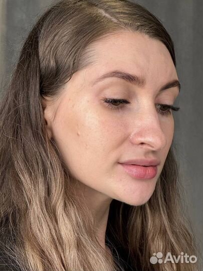 Администратор-бровист салона красоты