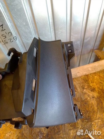 Накладка панели салона Hyundai Solaris 1