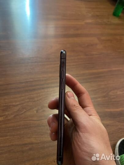 iPhone X, 64 ГБ