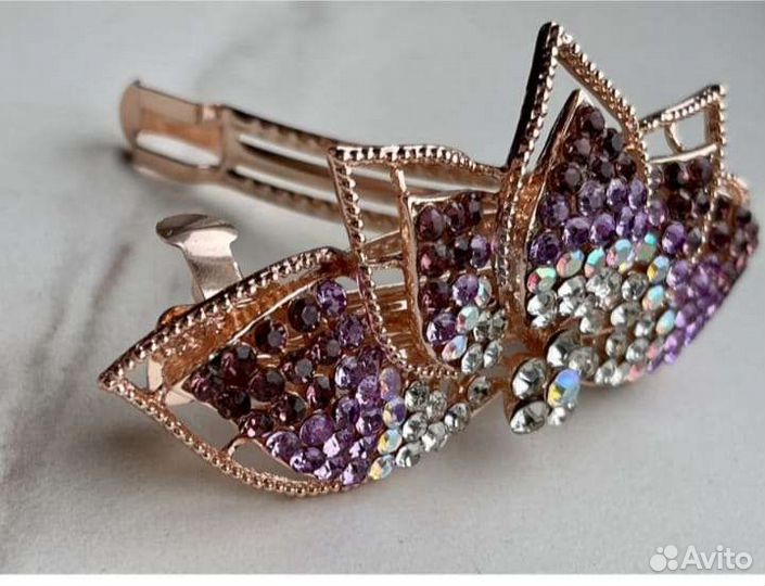 Заколки для волос разные, новые