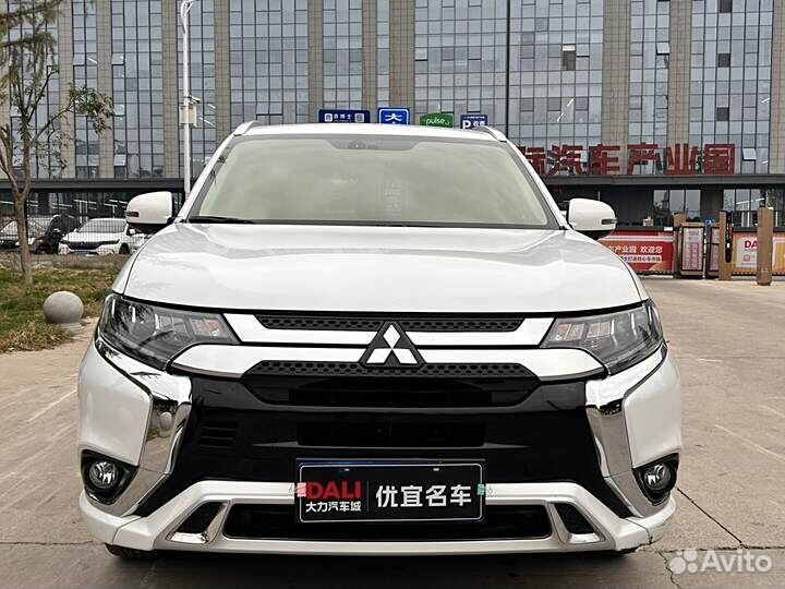 Mitsubishi Outlander 2.4 CVT, 2020, 52 000 км