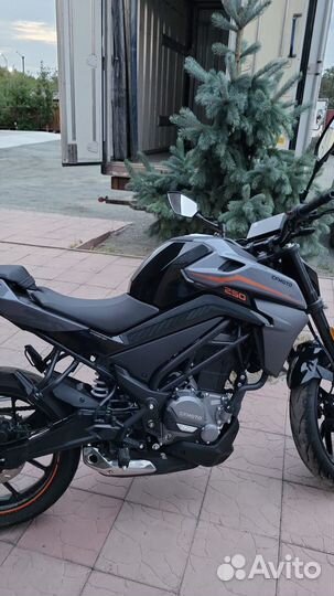Мотоцикл CFmoto NK250