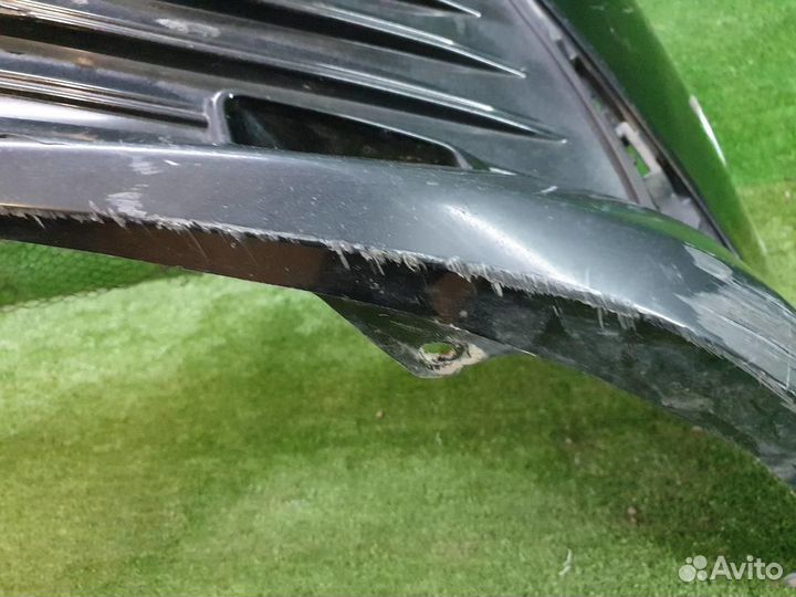 Бампер передний Toyota Camry