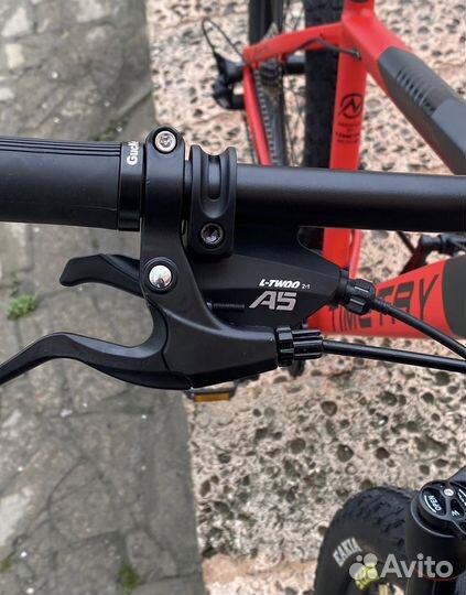 Велосипед горный 29 дюймов