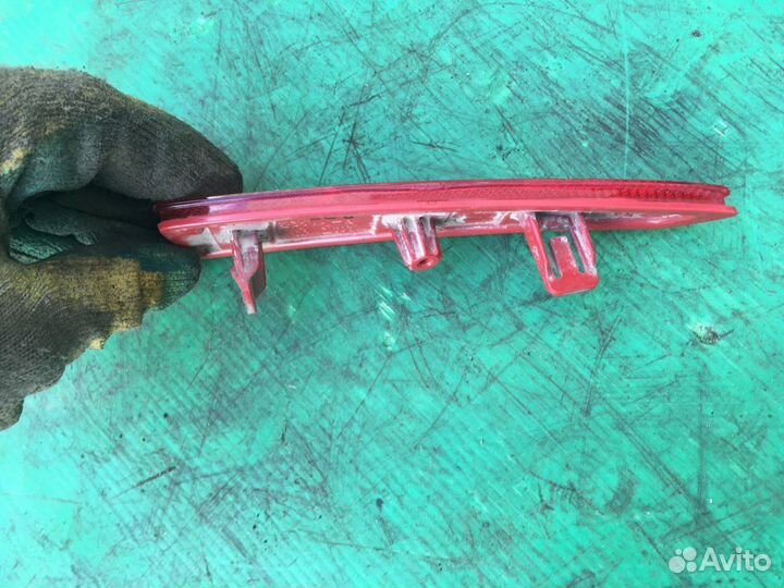 Отражатель в бампер задний левый Lexus RX 4