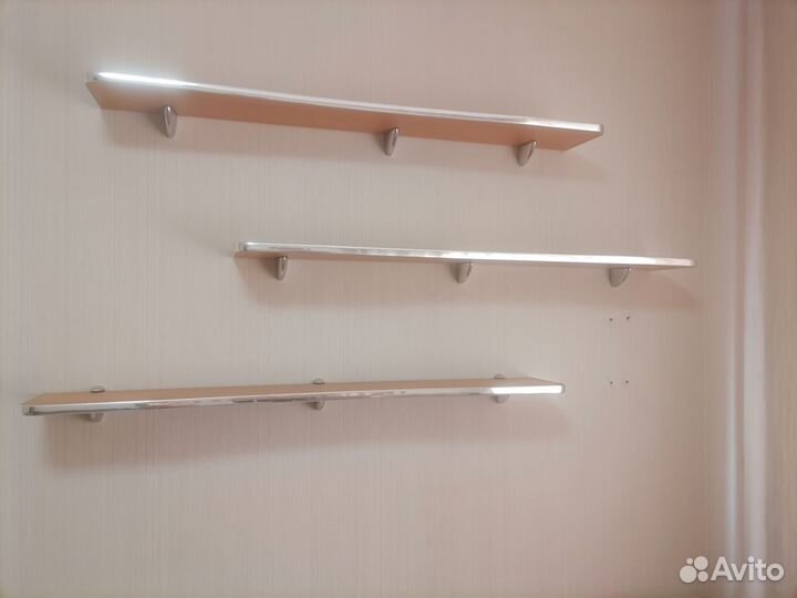 Полка настенная навесная