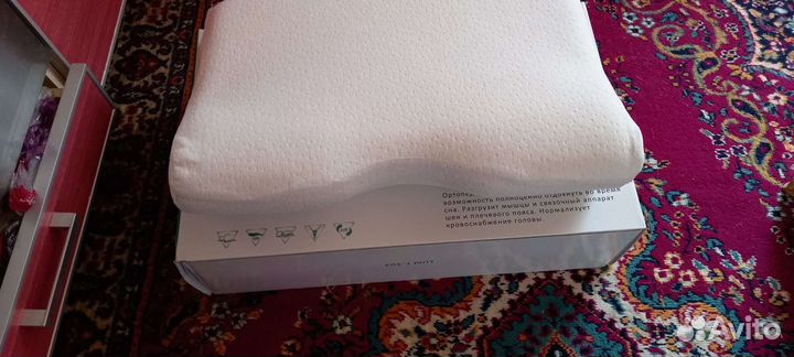 Ортопедическая подушка для сна с выемкой для плеча