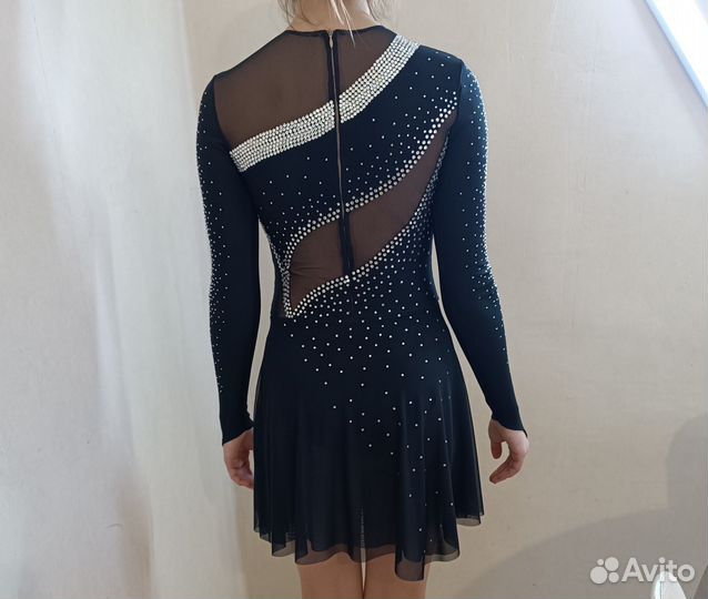 Костюм для фигурного катания