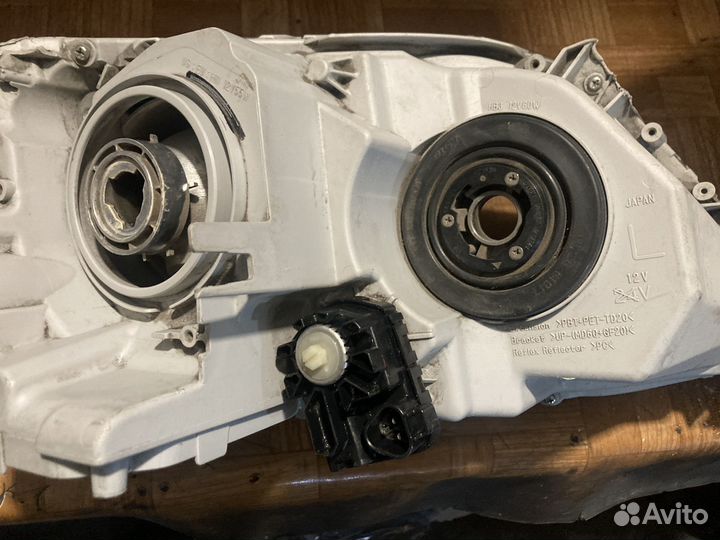 Фара левая оригинал Тойота Камри