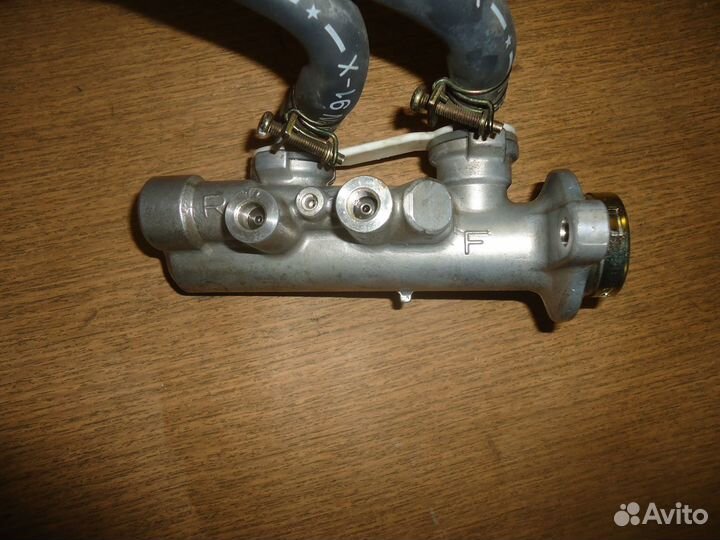 Главный тормозной цилиндр Nissan Largo kugnc22