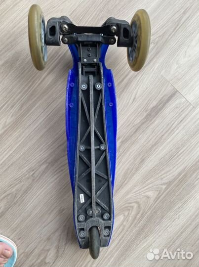 Самокат трехколесный складной