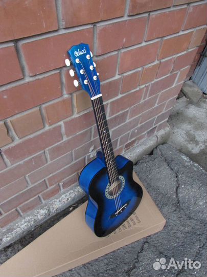 Гитара акустика. Гитара классика. Новая. Наличие