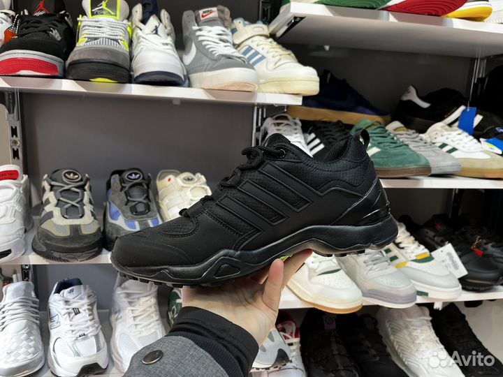 Кроссовки adidas terrex термо