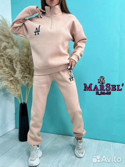 Спортивный костюм женский новый