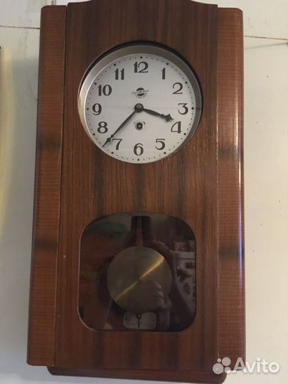 Старинные настенные часы