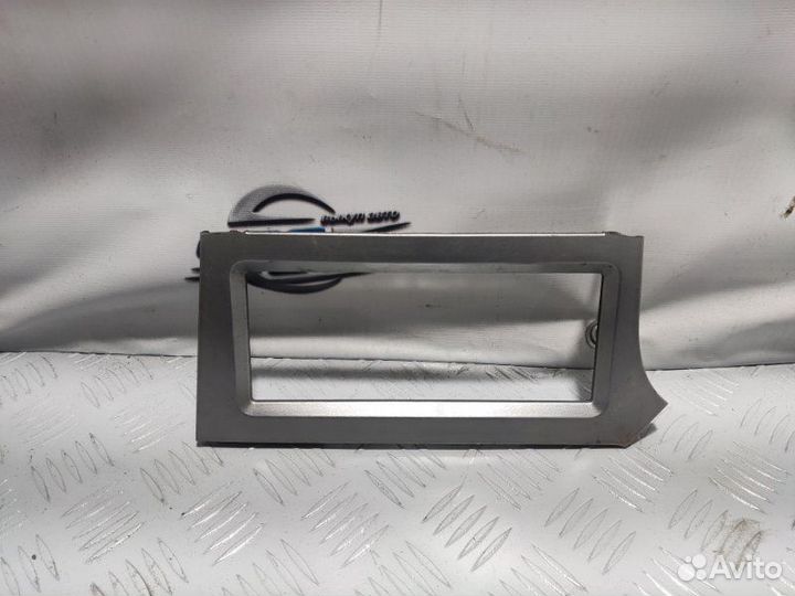 Рамка магнитолы Daewoo Nexia 1.6 F16D3 2011