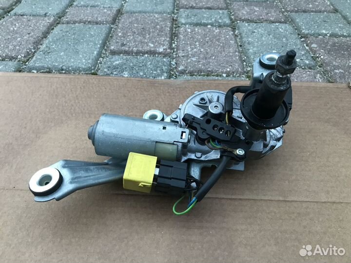 Моторчик стеклоочистителя на Mercedes W210