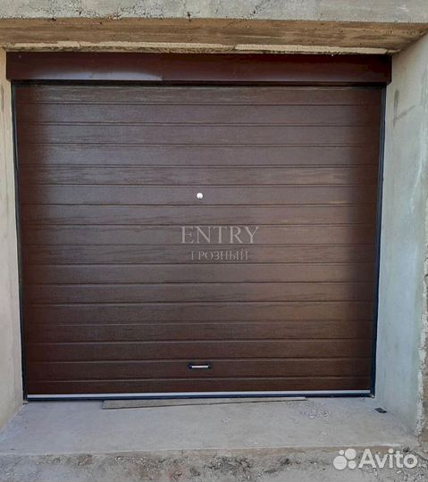 Ворота гаражные секционные